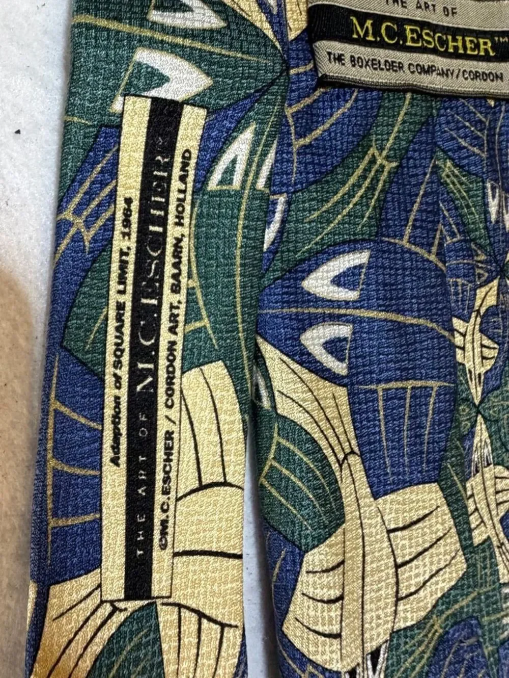 Vintage M.C. Escher 100% Silk Tie Made in Italy Square Limit Abstract Fish